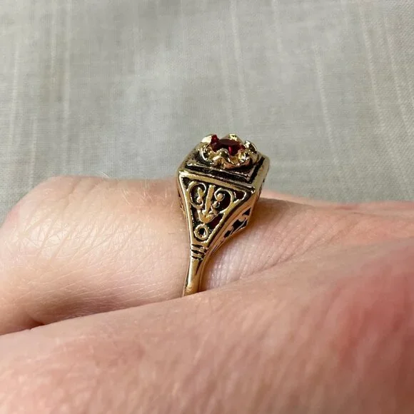 Vintage 14KGF Joseph Esposito Art Decor / Art Nouveau style Ring with Ruby - Picture 15 of 15